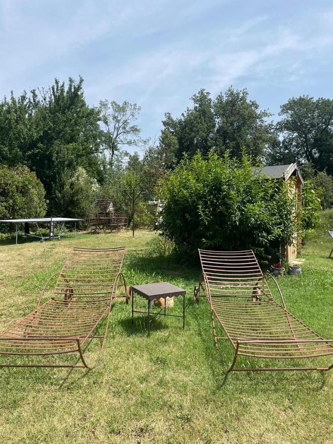 Roulotte En Bois Sud France Guest House Le Soler Exterior photo