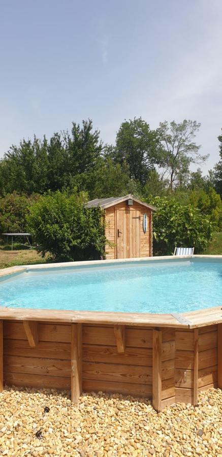 Roulotte En Bois Sud France Guest House Le Soler Exterior photo